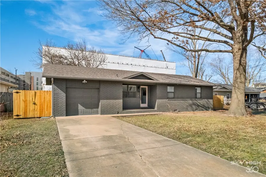 906 Convair Street, Bentonville, AR 72712 - Image #2