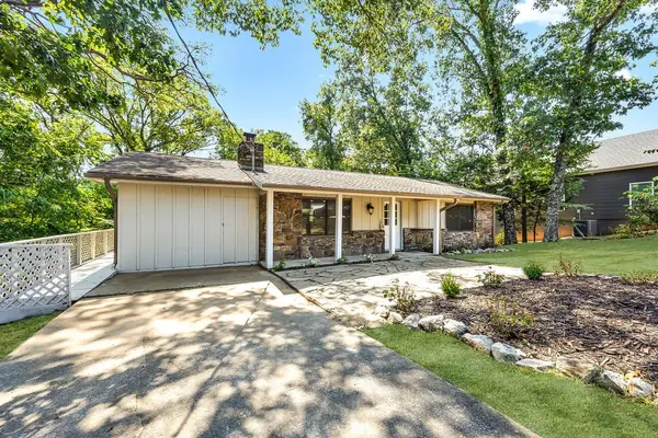 76 Overton Drive, Bella Vista, AR 72714