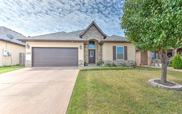 122 E Glendale Lane, Rogers, AR 72758