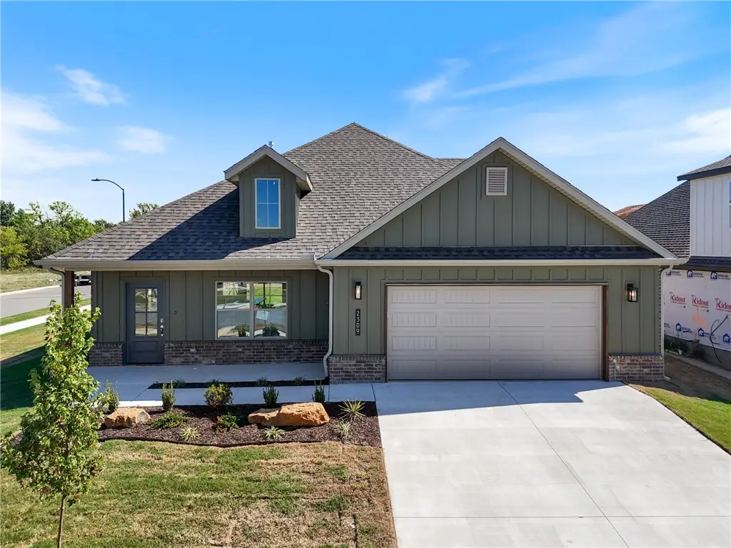 2309 N Presley Street, Siloam Springs, AR 72761 - Image #1