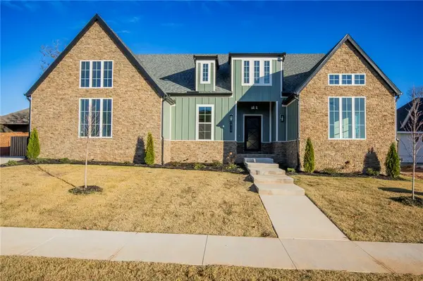 810 Greenhorn Street, Bentonville, AR 72712