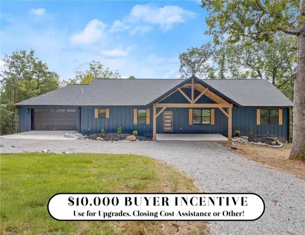 1005 E Bowen Boulevard, Fayetteville, AR 72703