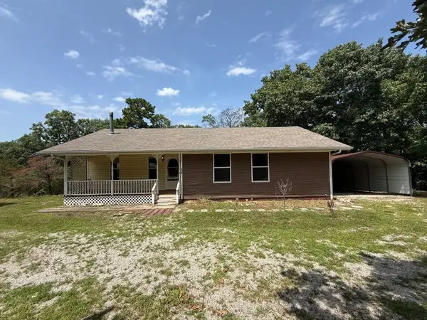 719 County Rd 3023, Eureka Springs, AR 72632