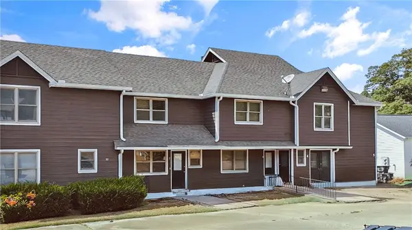 11 Green Meadow Lane #1, Holiday Island, AR 72631