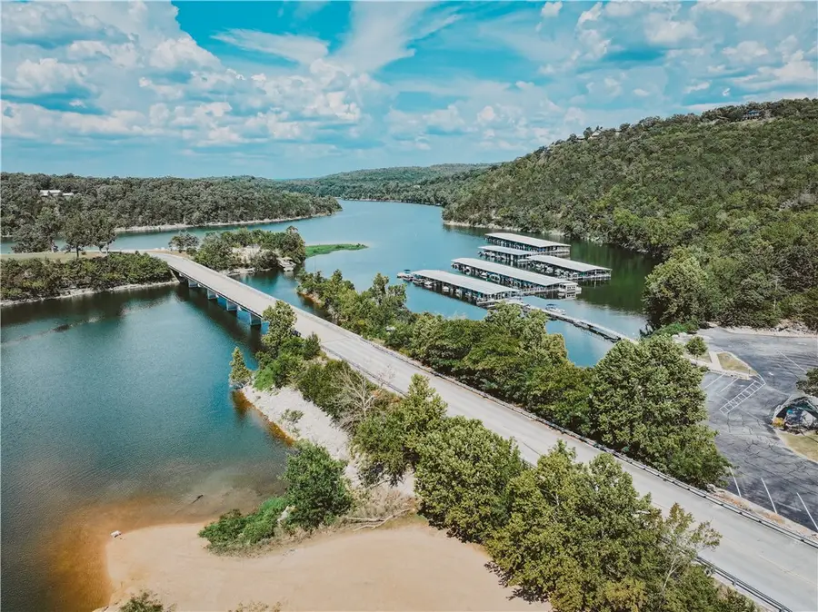 11 Green Meadow Lane #1, Holiday Island, AR 72631 - Image #3