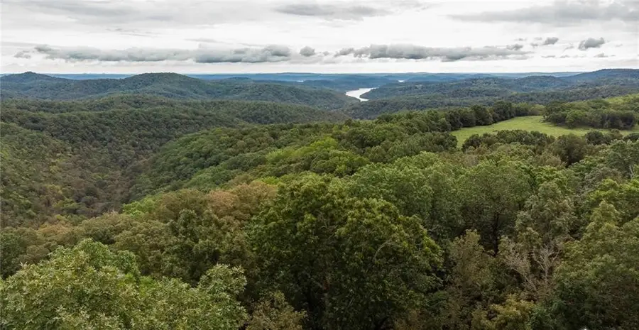 15936 Skyline Drive, Garfield, AR 72732 - Image #3