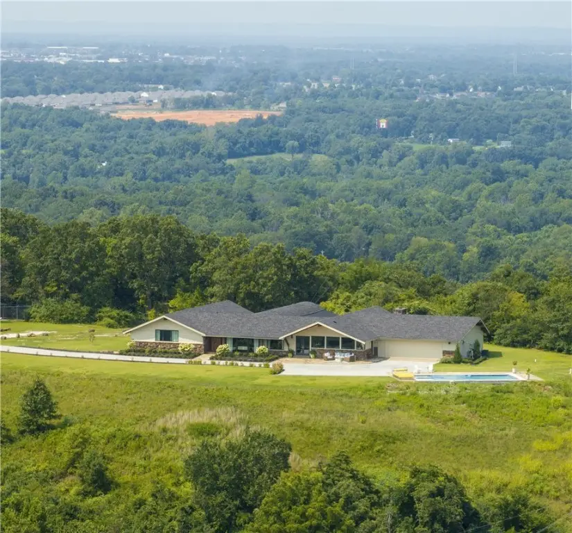 5292 N Graham Road, Springdale, AR 72762 - Image #1