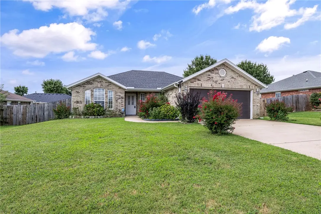 551 Firewood Drive, Centerton, AR 72719 - Image #1