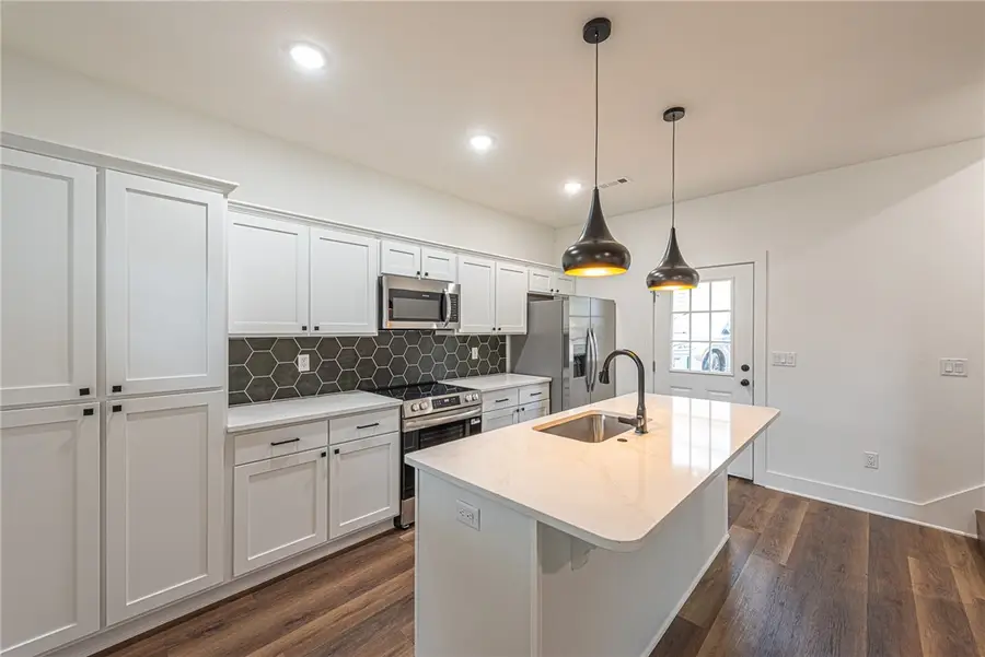 1034 S Laramie Heights, Fayetteville, AR 72704 - Image #3