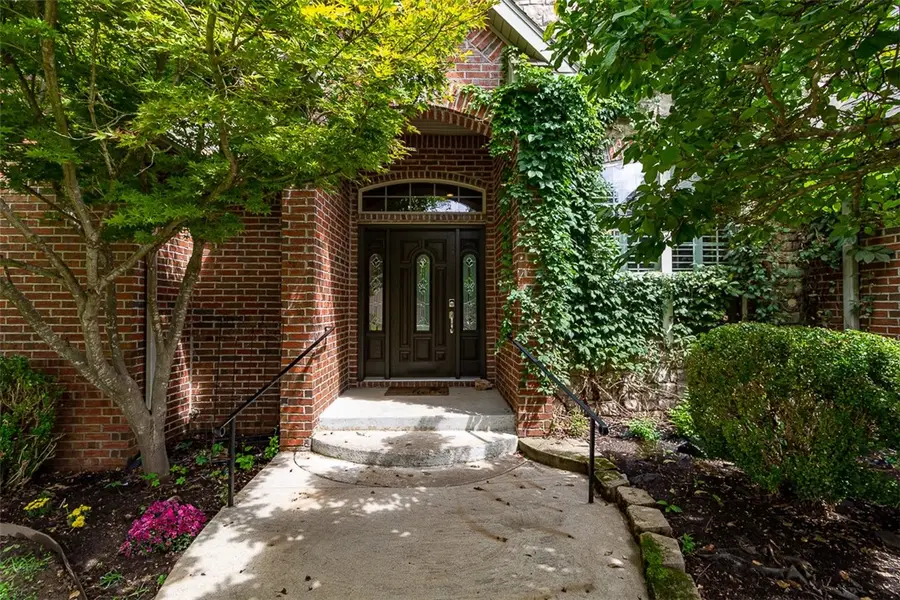 1303 NE Fairwinds Drive, Bentonville, AR 72712 - Image #2