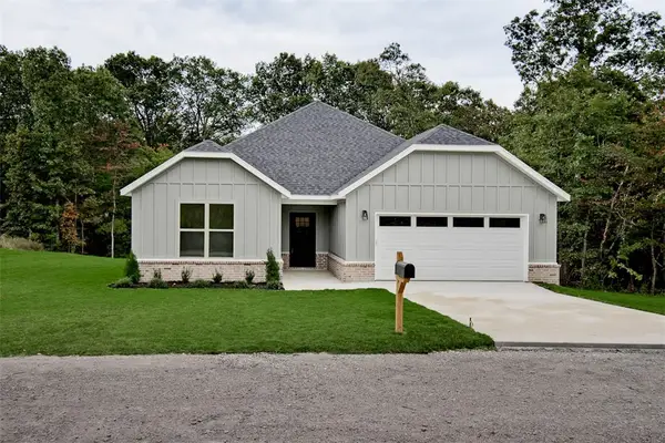 1 Pagham Lane, Bella Vista, AR 72714