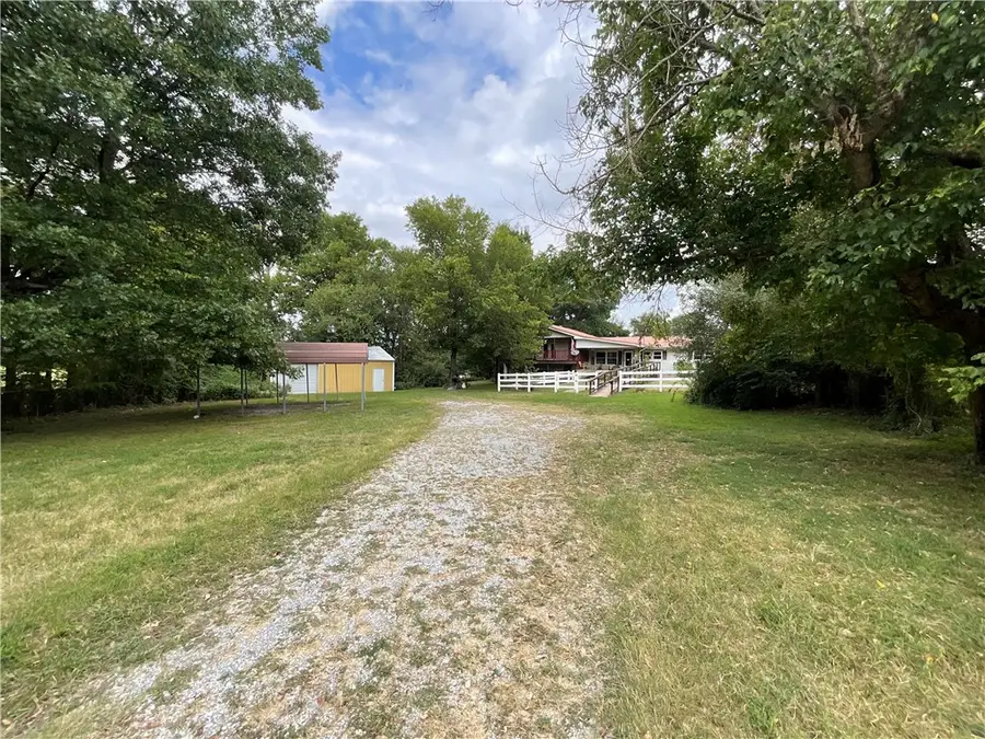 73911 S 4677 Road, Stilwell, OK 74960 - Image #3