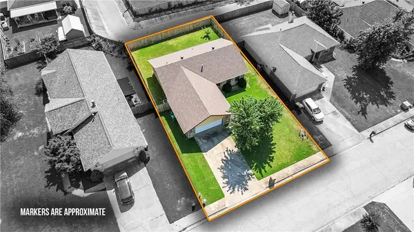 2308 W Willow Street, Rogers, AR 72758