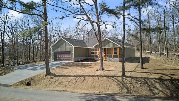 88 Stoneykirk Drive, Bella Vista, AR 72715