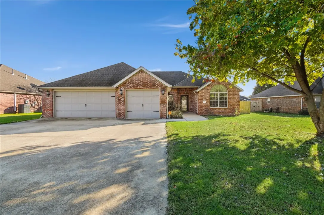 11093 Waterleaf Lane, Prairie Grove, AR 72753 - Image #1