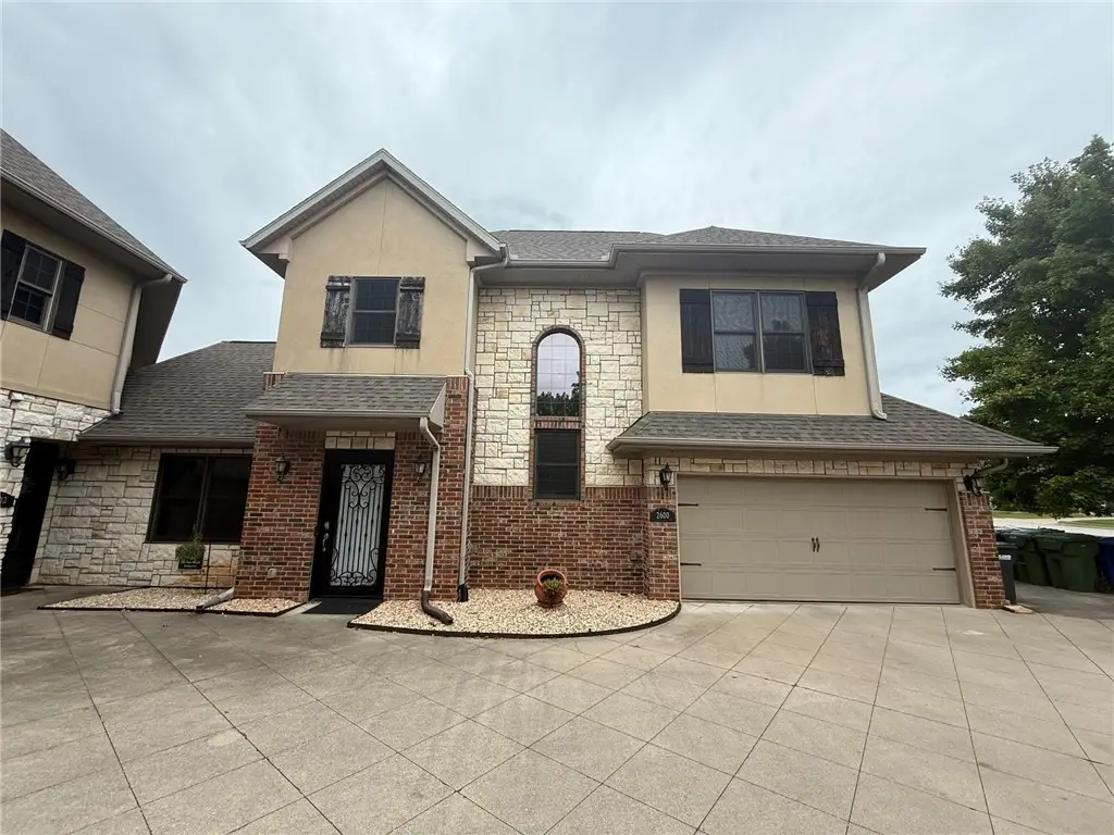 2600 S Everest Avenue, Rogers, AR 72758 - Image #1