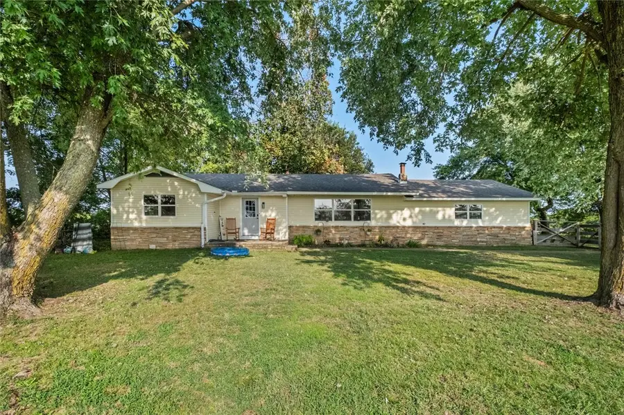 13702 Highway 59, Summers, AR 72769 - Image #2