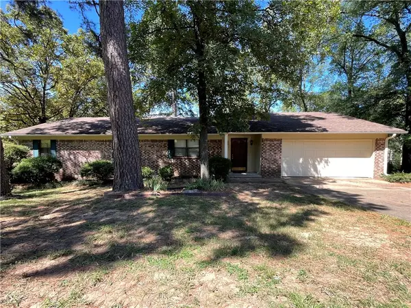 107 Sunset Drive, Russellville, AR 72802