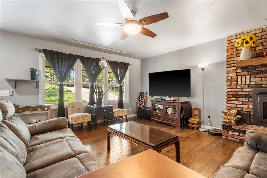 22 Hatcher Drive, Bella Vista, AR 72715 - #3