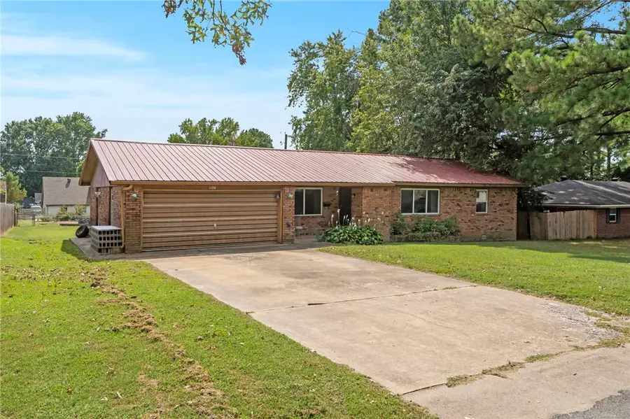 1106 NE 3rd Street, Bentonville, AR 72712 - Image #2