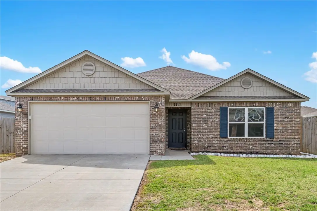 1721 Hermitage Drive, Centerton, AR 72719 - Image #1