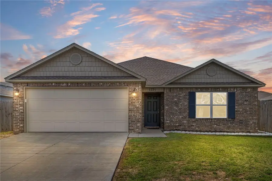 1721 Hermitage Drive, Centerton, AR 72719 - Image #3