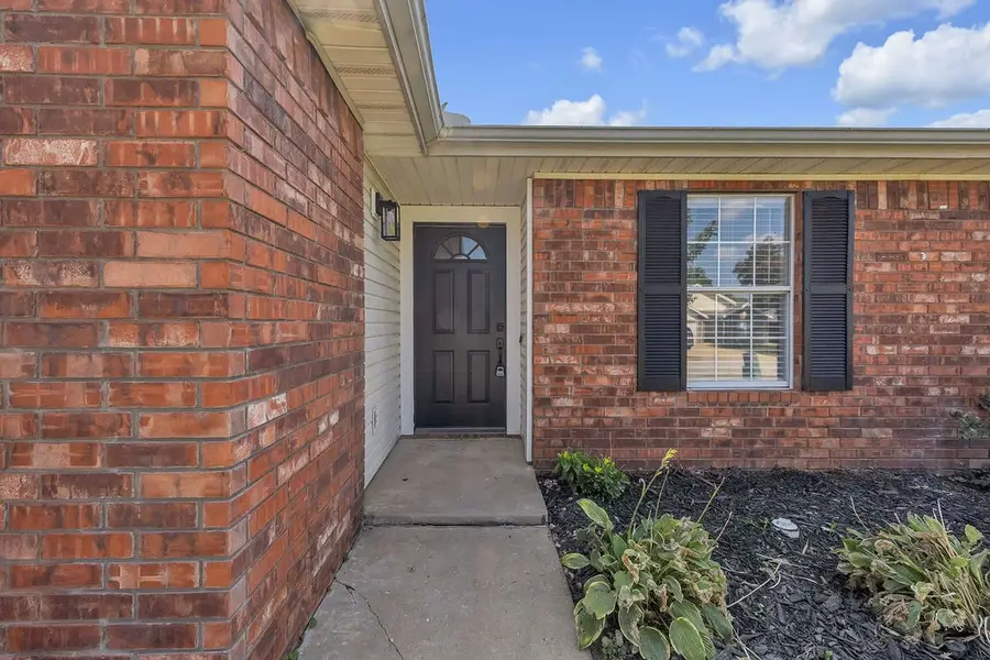 814 SE Jon Drive, Bentonville, AR 72712 - Image #3