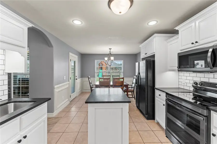 11096 Rosebay Lane, Farmington, AR 72730 - Image #2