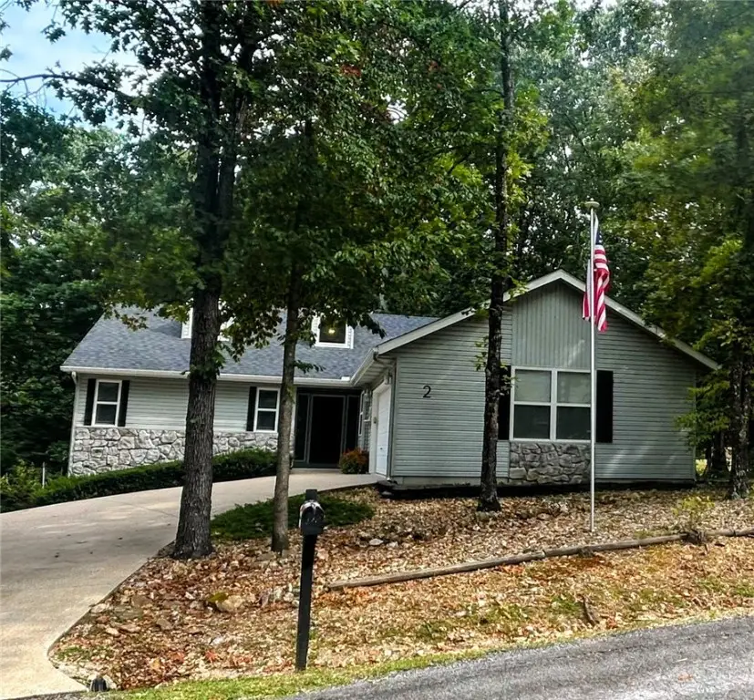 2 Stewkley Lane, Bella Vista, AR 72714 - Image #1