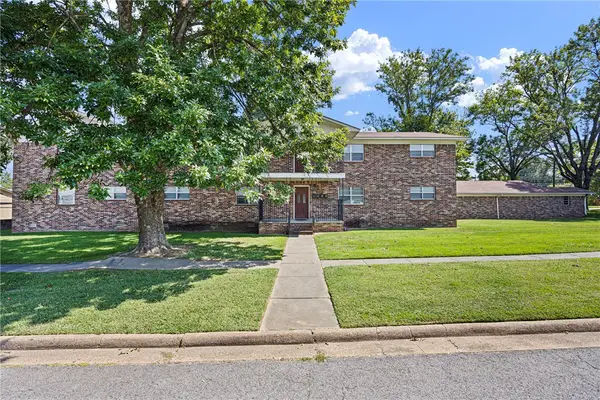 920 N Fargo Avenue, Russellville, AR 72801