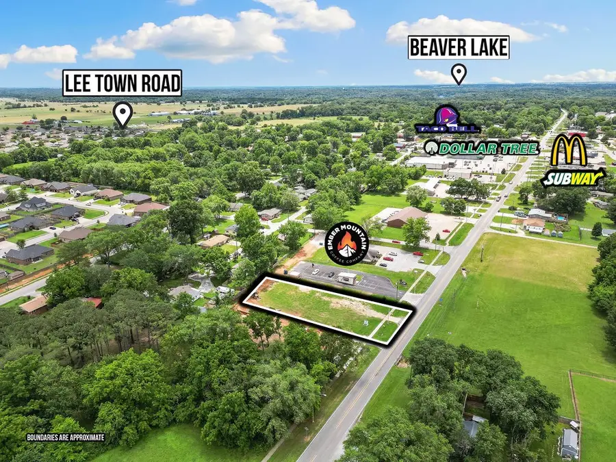 000 N Curtis Avenue, Pea Ridge, AR 72751 - Image #2