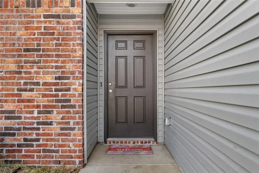 817 S Katlyn Drive, Siloam Springs, AR 72761 - Image #2