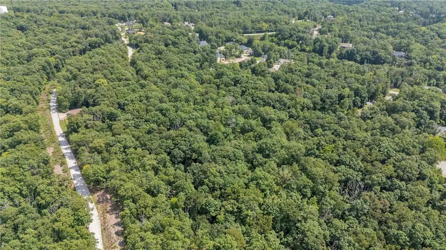 21 Woodhall Lane, Bella Vista, AR 72714 - Image #2