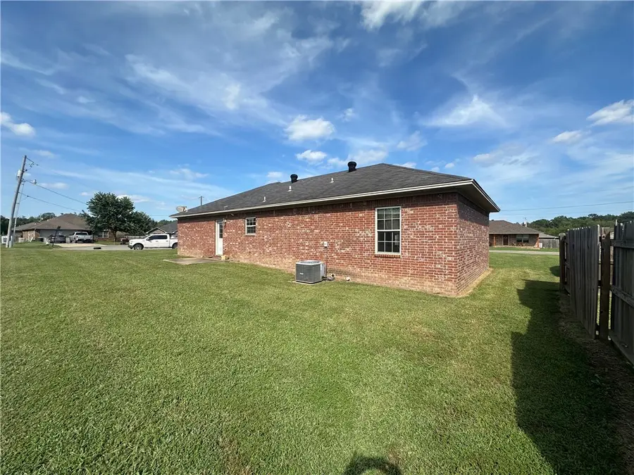 1527 E 11th Cove, Russellville, AR 72801 - Image #2