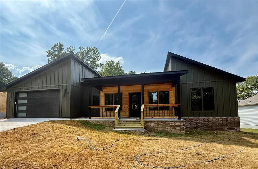 53 Berkshire Drive, Bella Vista, AR 72714 - Image #2