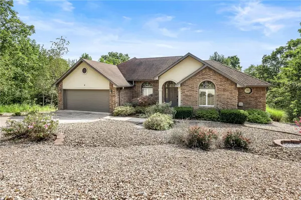 8 Clackmannan Lane, Bella Vista, AR 72715