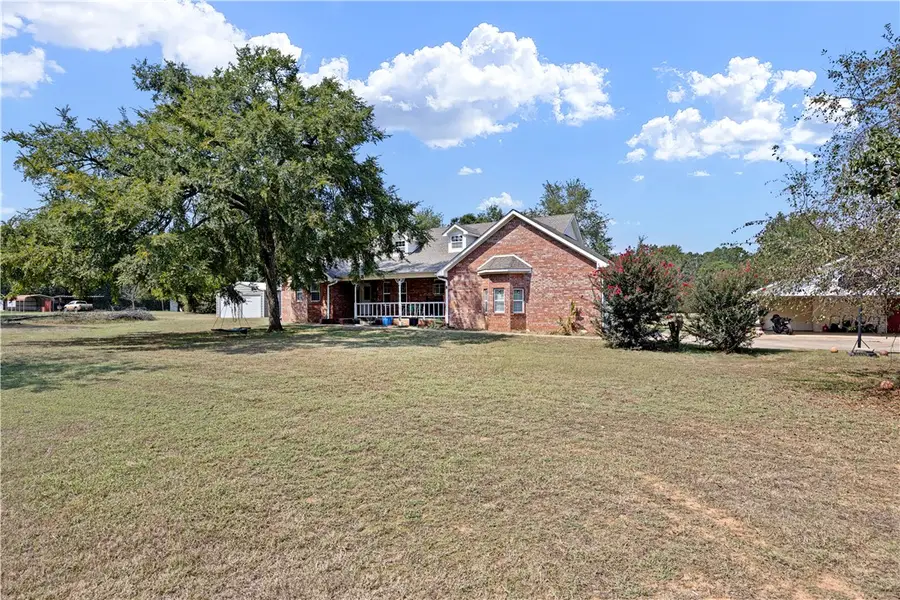 10037 Cloverleaf Drive, Dardanelle, AR 72834 - Image #2
