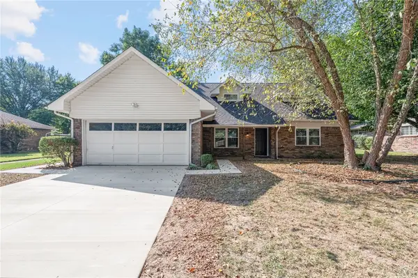 10112 Meandering Way, Fort Smith, AR 72903