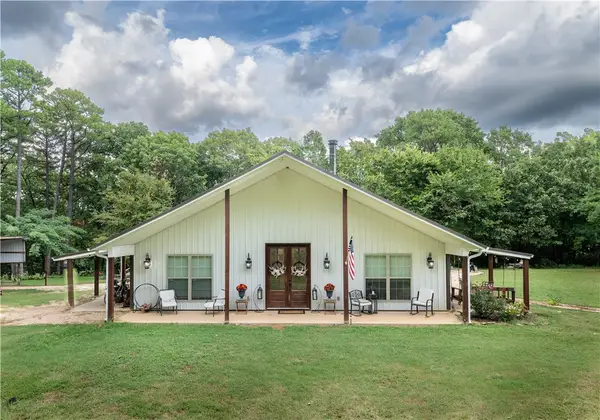 14605 Mineral Springs Road, West Fork, AR 72774