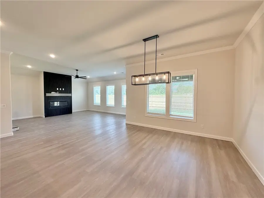 2112 Silk Street, Pea Ridge, AR 72751 - Image #3