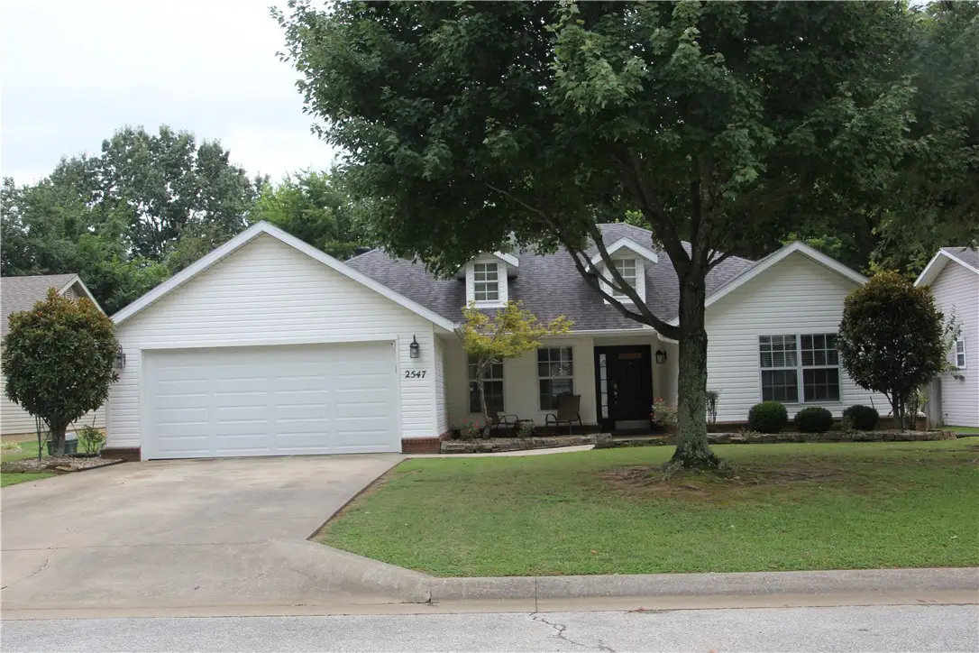 2547 W Arthur Hart Street, Fayetteville, AR 72703 - Image #1