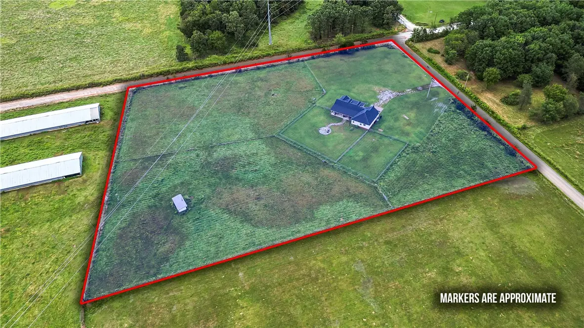 9815 Digby Road, Gentry, AR 72734 - Image #1