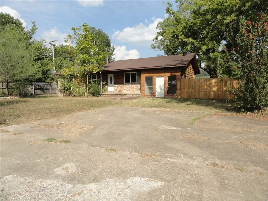 203 Range Street, Marshall, AR 72650 - #2