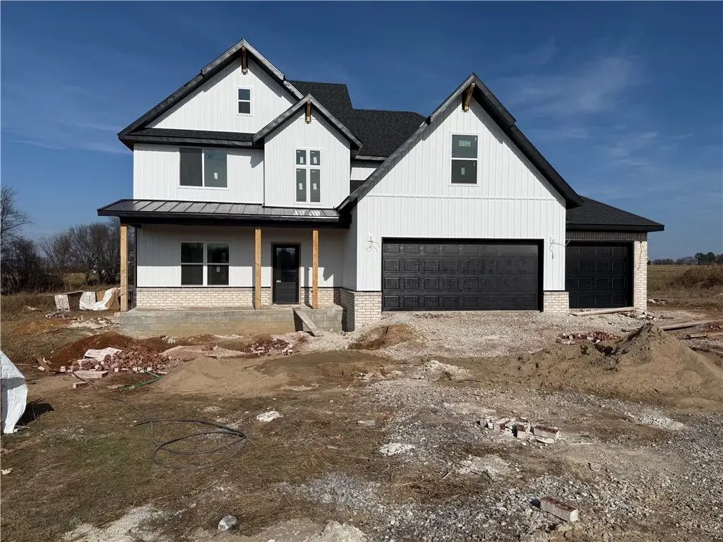 2016 Taylor Orchard Road, Gentry, AR 72734 - Image #1