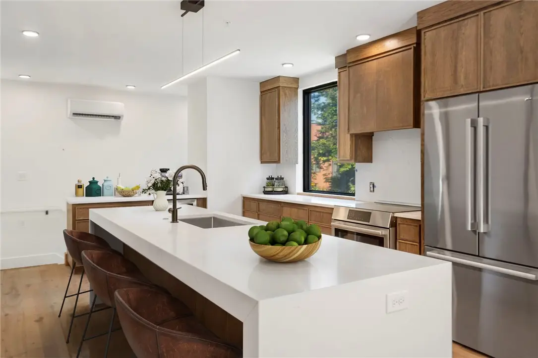 319 SE Market Alley #202, Bentonville, AR 72712 - Image #1