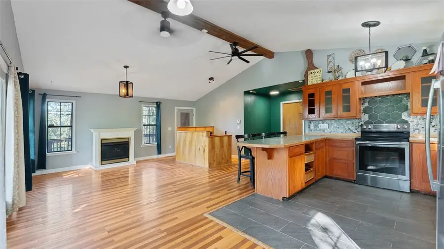 18932 N Shoreline Way, Fayetteville, AR 72703 - Image #2