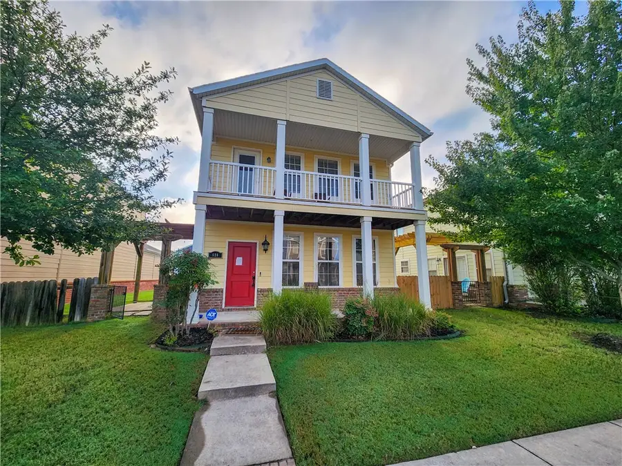 638 N Longfellow Lane, Fayetteville, AR 72704 - Image #2