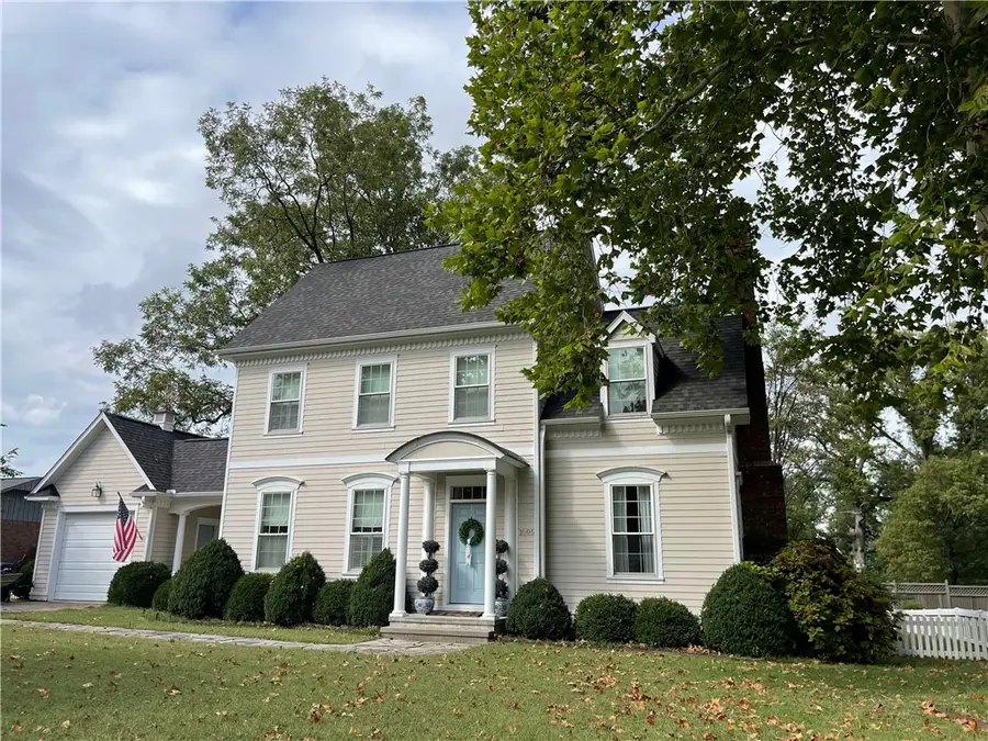 1005 W Jefferson Street, Siloam Springs, AR 72761 - Image #2