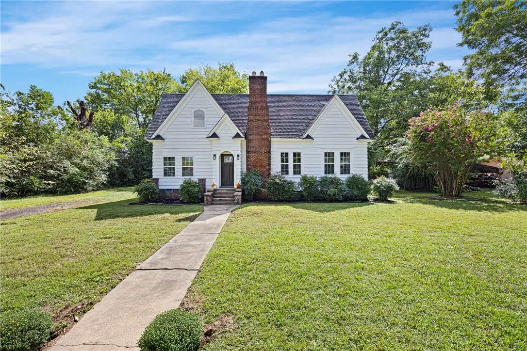 203 NW 1st Street, Atkins, AR 72823 - Image #1