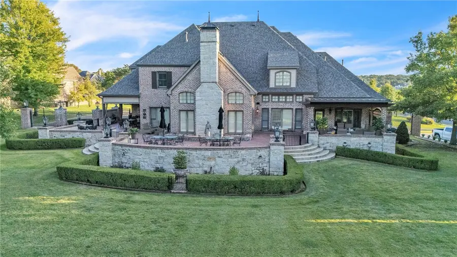 5498 Clear Creek Boulevard, Fayetteville, AR 72704 - Image #3